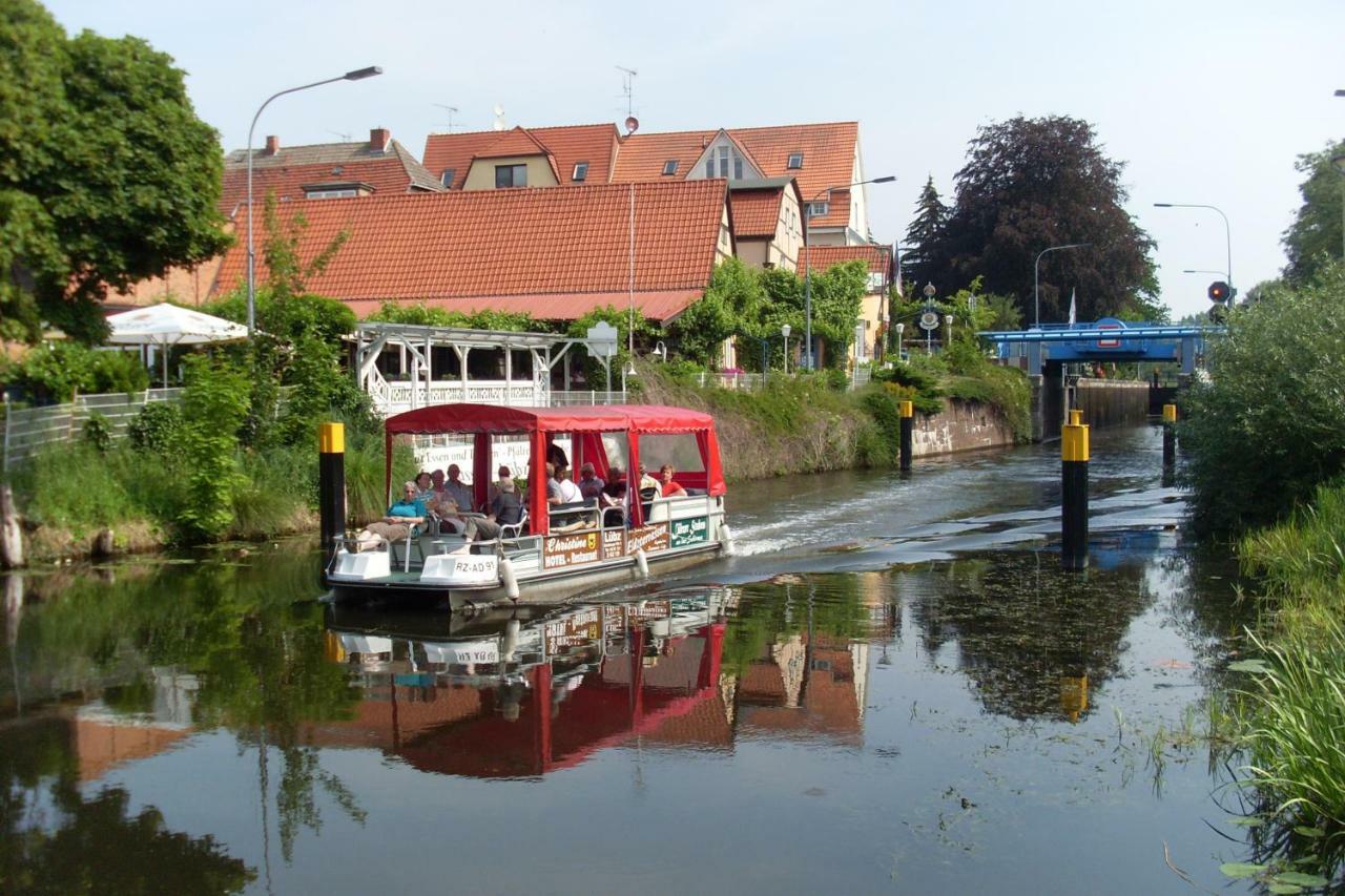 Ferienwohnungen Direkt An Der Elde Lübz Extérieur photo